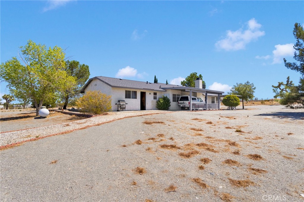 11574 Silver Rock Road Pinon Hills, CA 92372 - Photo 40 of 56