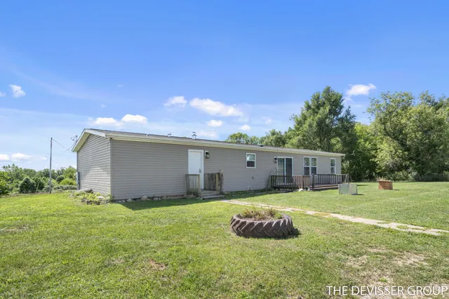 $750,000 | 2859 125th Avenue, Allegan, MI 49010