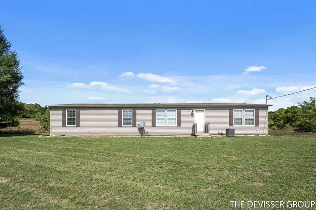 $750,000 | 2859 125th Avenue, Allegan, MI 49010