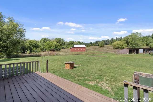 $750,000 | 2859 125th Avenue, Allegan, MI 49010