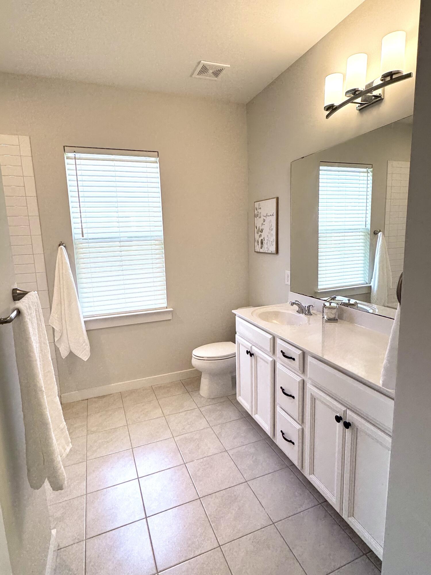 2014 Codorus Lane Hanahan, SC 29410 - Photo 19 of 35 Bedroom 3 Ensuite