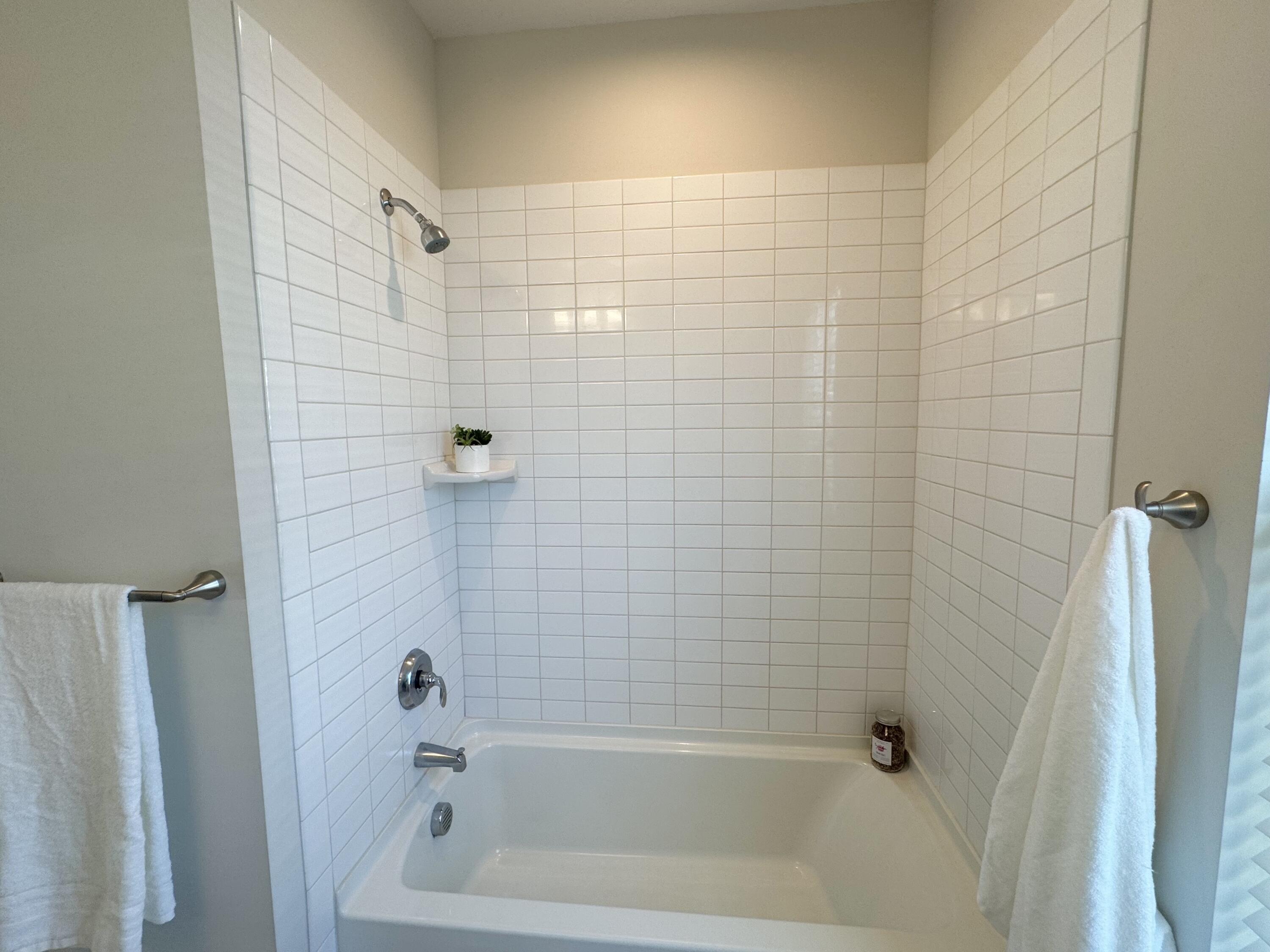 2014 Codorus Lane Hanahan, SC 29410 - Photo 20 of 35 Bathroom 3 Tiled Shower