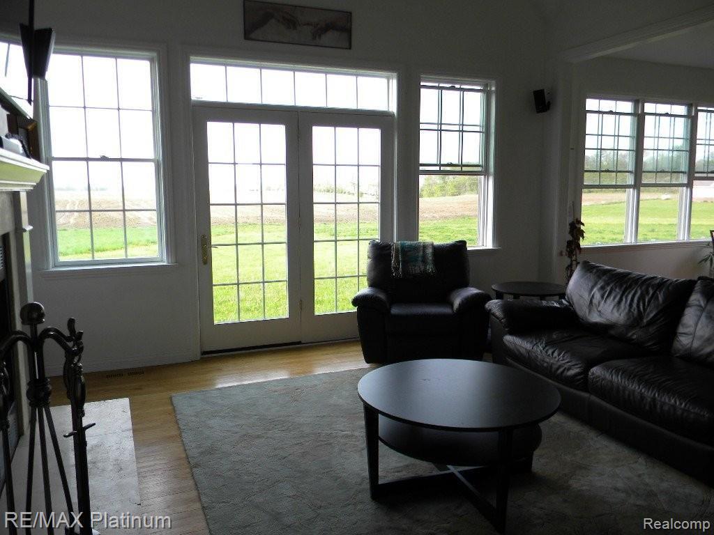 8846 Crofoot Road Fowlerville, MI 48836 - Photo 12 of 25 Bright Windows