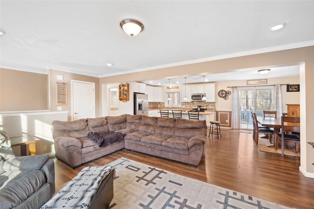 46 Reservoir Road Burrillville, RI 02859 - Photo 7 of 39 Gallery Image 7