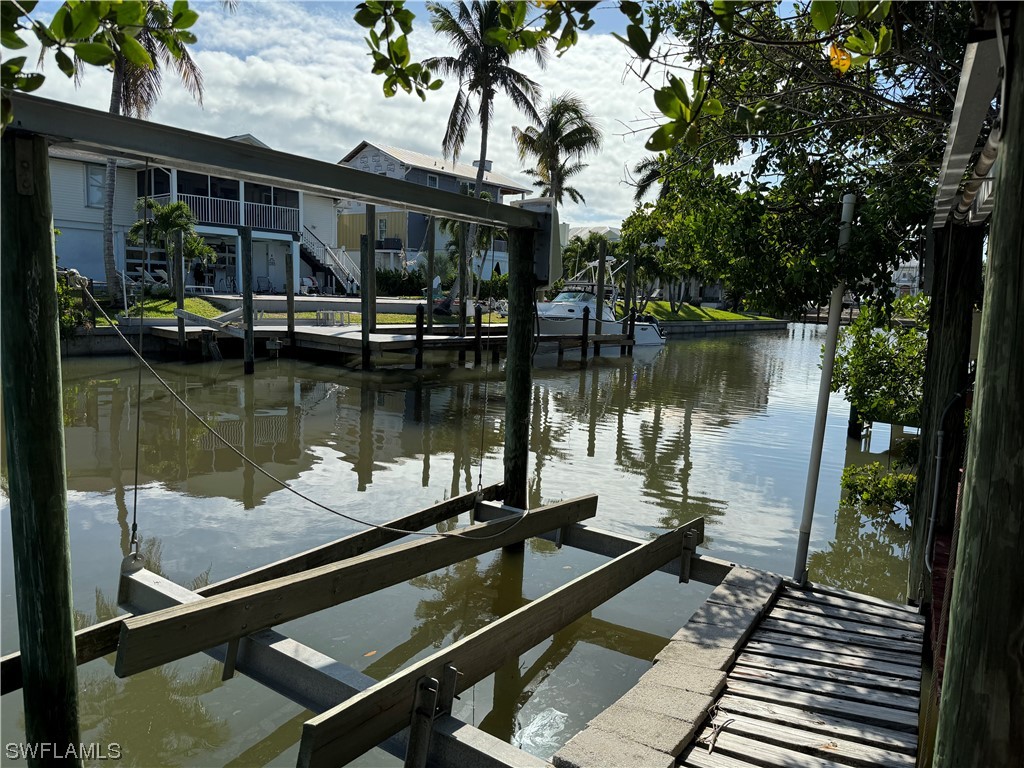 170 Tarpon Road Fort Myers Beach, FL 33931 - Photo 4 of 19 Gallery Image 4