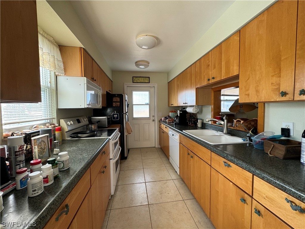 170 Tarpon Road Fort Myers Beach, FL 33931 - Photo 8 of 19 Gallery Image 8