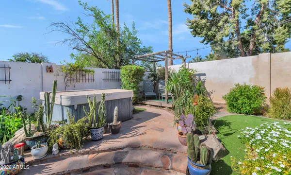 $875,000 | 2501 East Yucca Street, Phoenix, AZ 85028