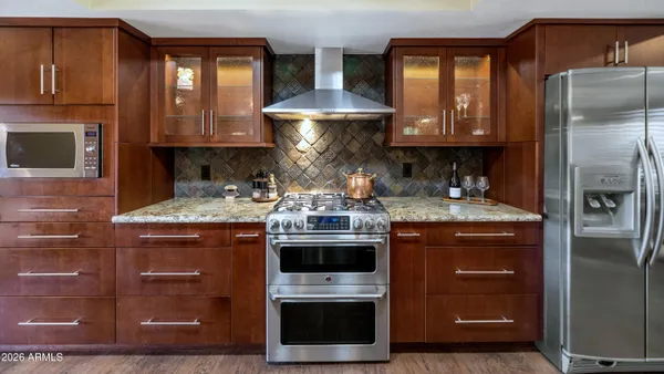 $875,000 | 2501 East Yucca Street, Phoenix, AZ 85028