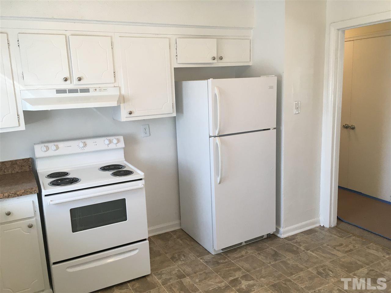 3108 Berry Court Raleigh, NC 27610 - Photo 3 of 16 Gallery Image 3