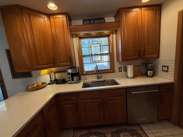 928 North 40th Street Manitowoc, WI 54220 - Photo 17 of 45 IMG_2448