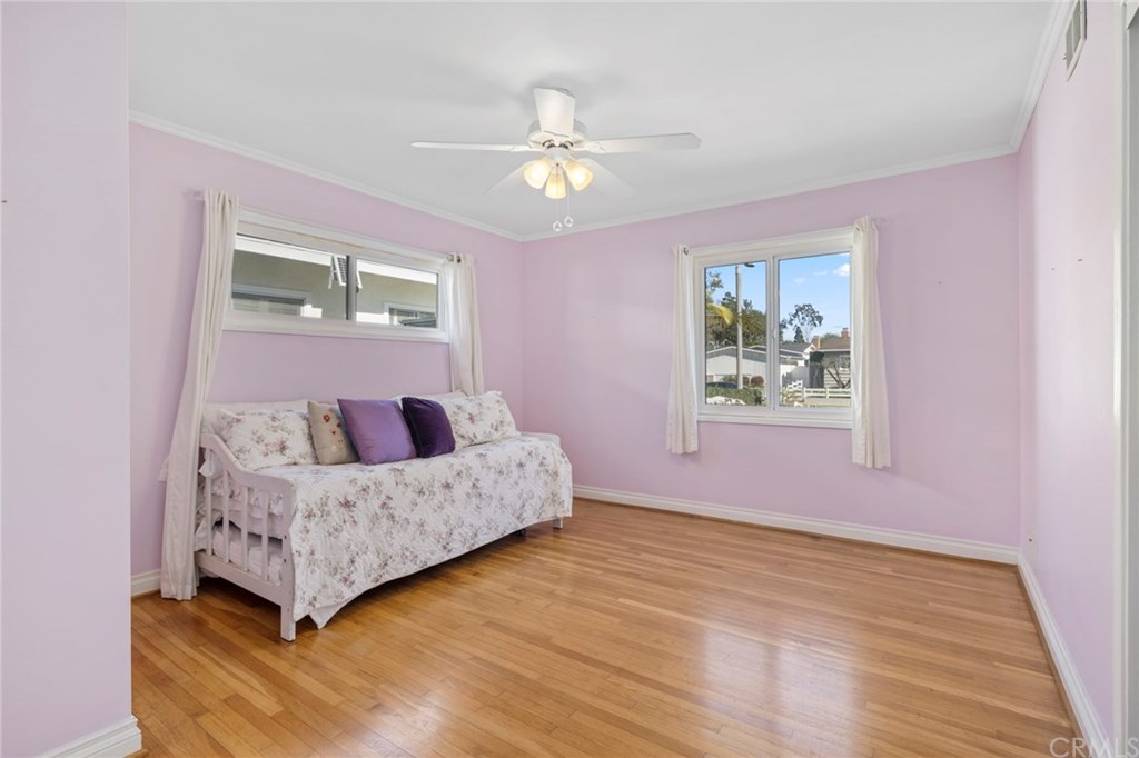 1833 Highland Drive Newport Beach, CA 92660 - Photo 12 of 22