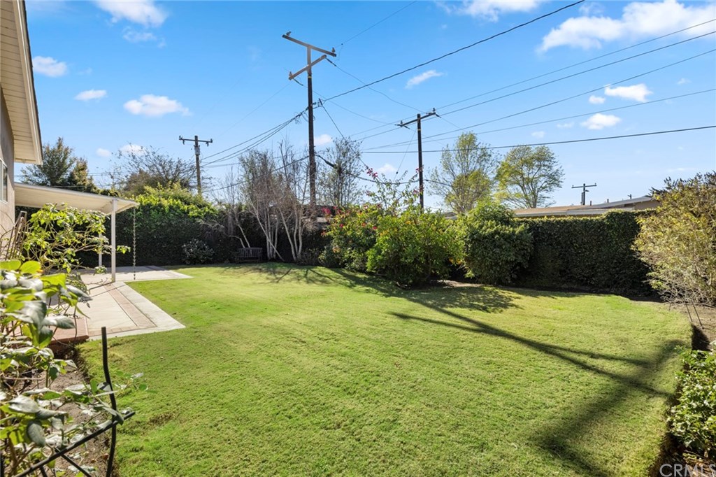 1833 Highland Drive Newport Beach, CA 92660 - Photo 16 of 22