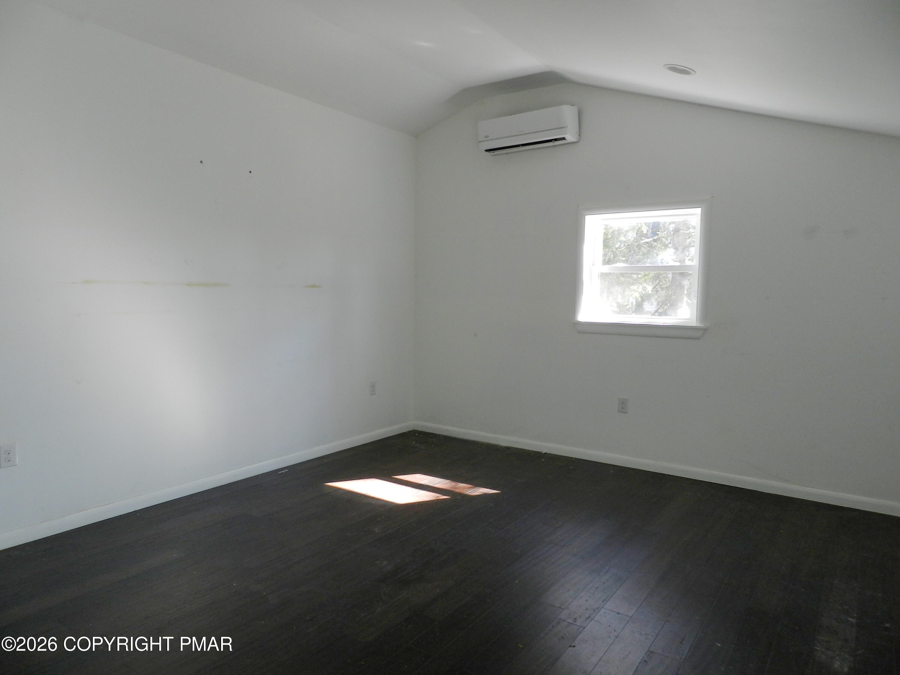 1055 Pine Tree Drive Slatington, PA 18080 - Photo 25 of 38 an empty room with a window