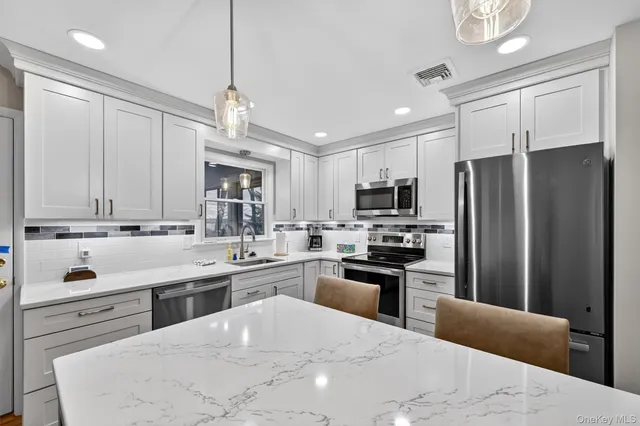 $675,000 | 122 Jay Street, Stony Point, NY 10980