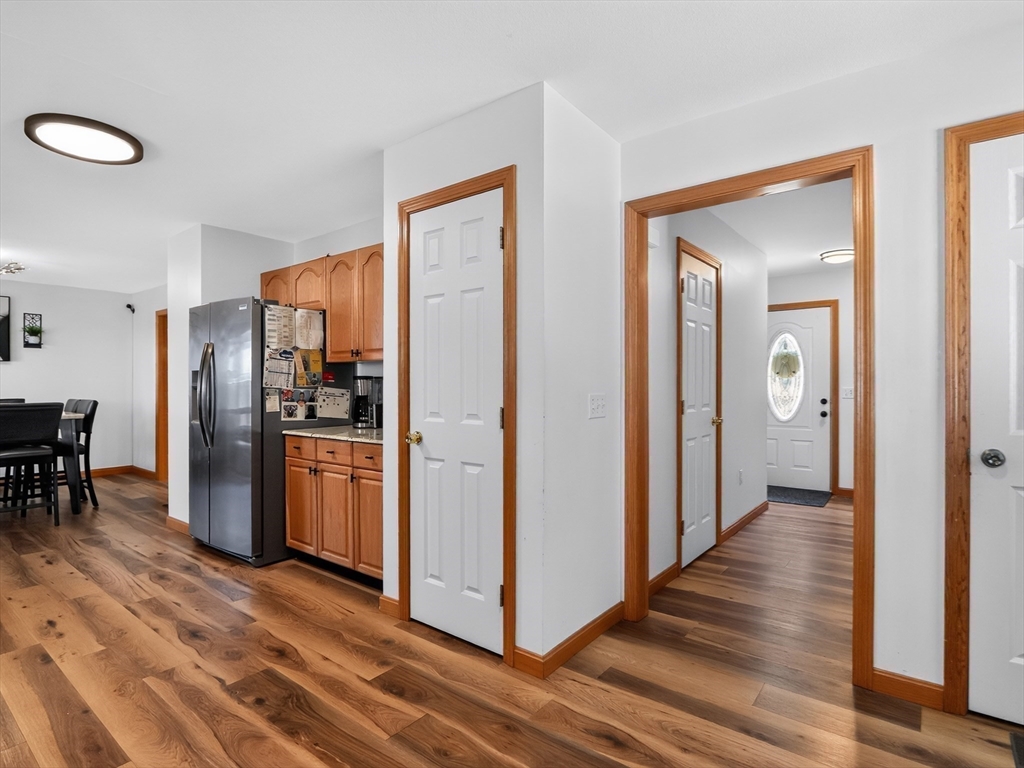 40 Bissell Avenue Springfield, MA 01119 - Photo 11 of 26