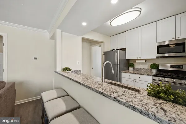 $165,000 | 112 Duvall Lane, Unit 302, Gaithersburg, MD 20877