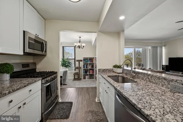 $165,000 | 112 Duvall Lane, Unit 302, Gaithersburg, MD 20877