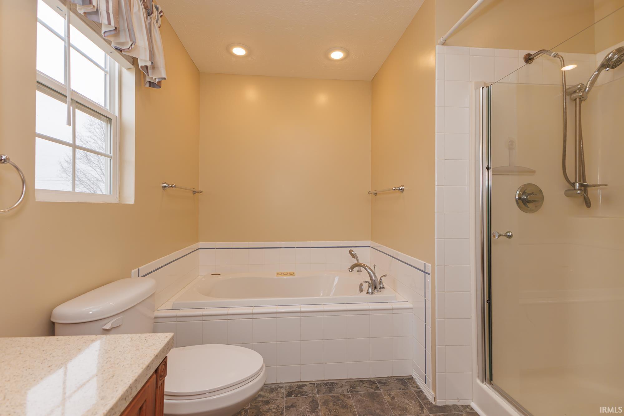 6600 West Jones Road Muncie, IN 47302 - Photo 21 of 36 Gallery Image 21