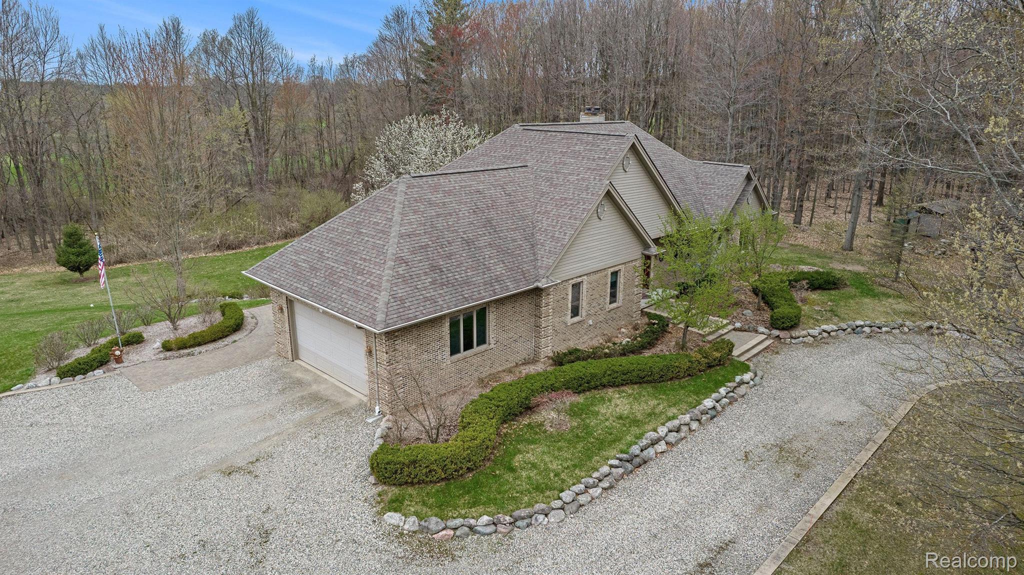 4325 Hosner Road Oxford, MI 48370 - Photo 4 of 46 Gallery Image 4