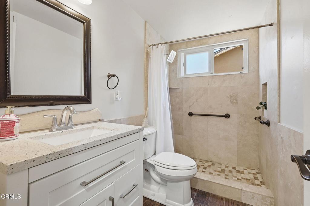 1300 Bluebell Street Oxnard, CA 93036 - Photo 29 of 43 Gallery Image 29