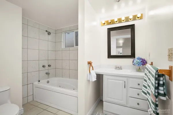 $719,000 | 1520 South Bennett Street, Seattle, WA 98108
