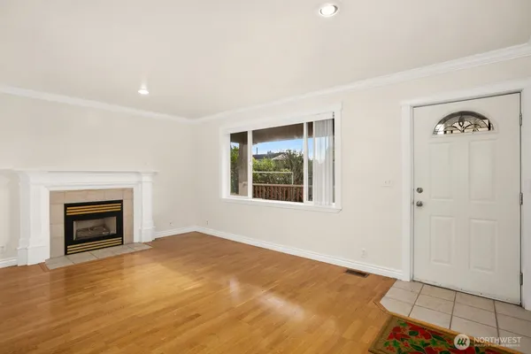 $719,000 | 1520 South Bennett Street, Seattle, WA 98108