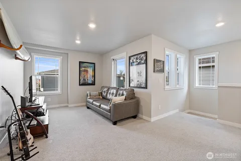 $639,950 | 1503 27th Street Northwest, Puyallup, WA 98371