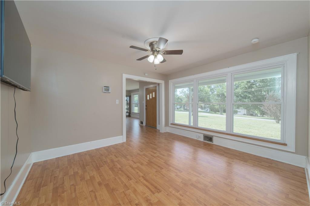 5800 Bethel Road Jonesville, NC 28642 - Photo 17 of 36