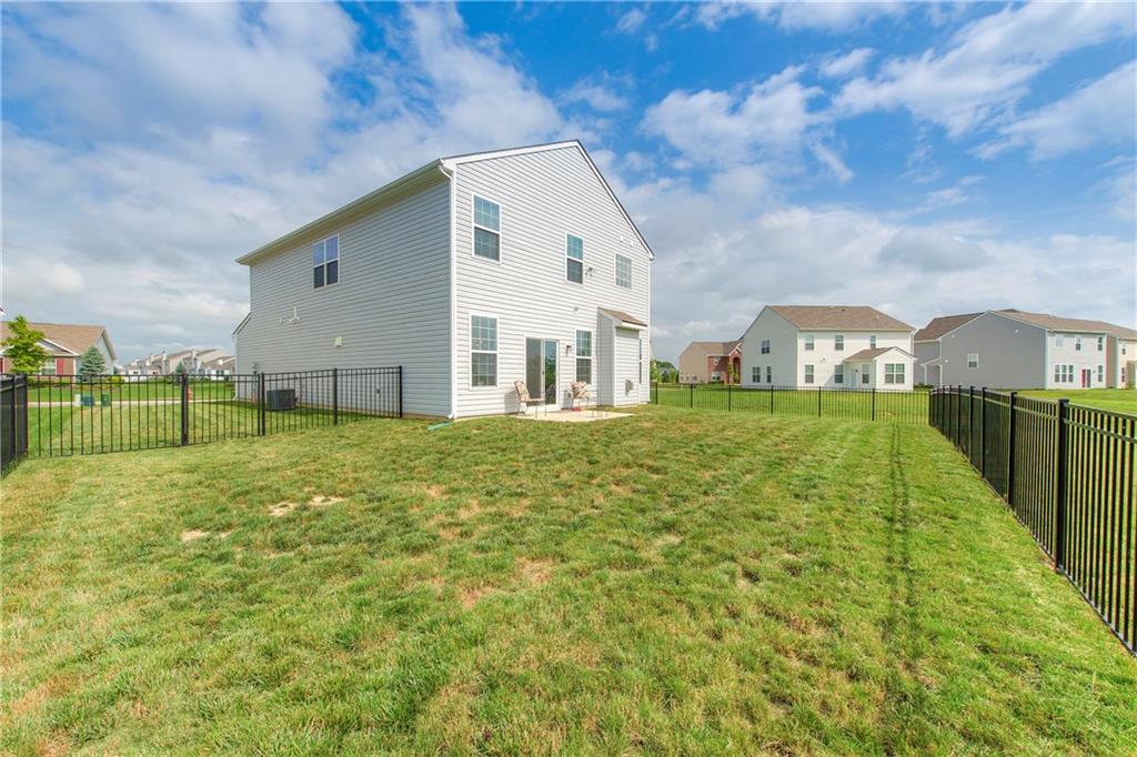 6131 Pebblebrooke Road Whitestown, IN 46075 - Photo 35 of 47 Gallery Image 35