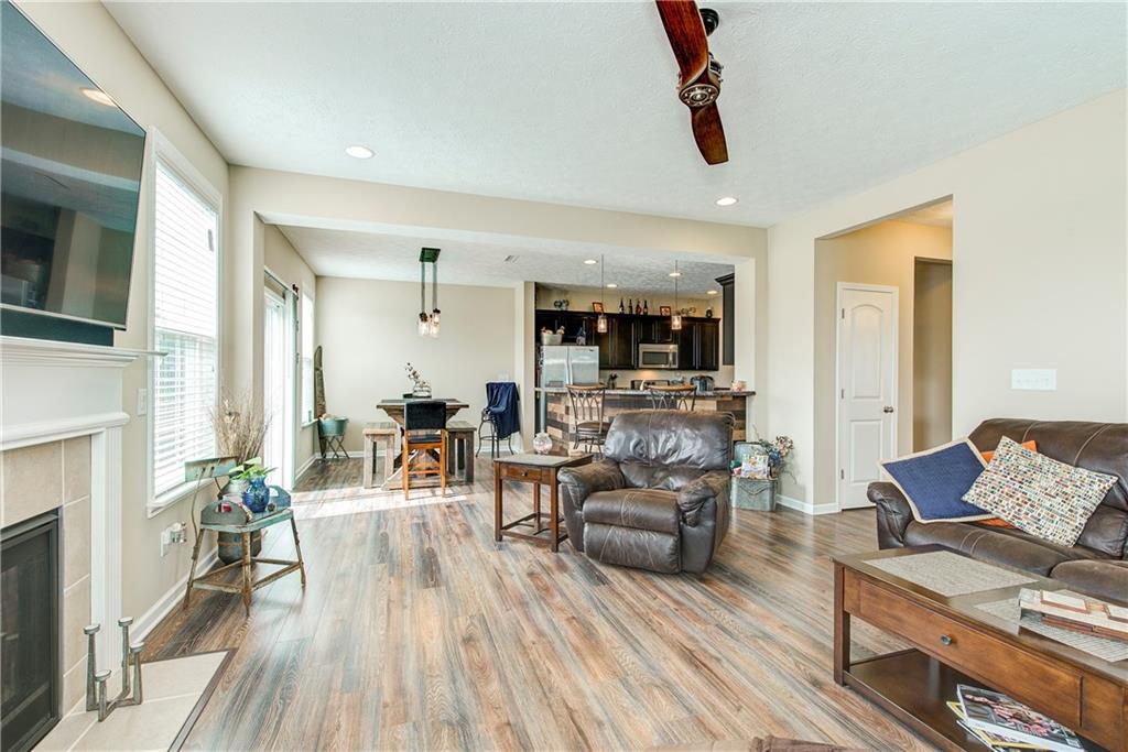 6131 Pebblebrooke Road Whitestown, IN 46075 - Photo 9 of 47 Gallery Image 9