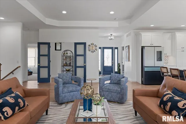 $3,800 | 6817 Timber Court, Bettendorf, IA 52722