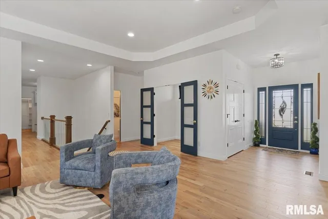 $3,800 | 6817 Timber Court, Bettendorf, IA 52722