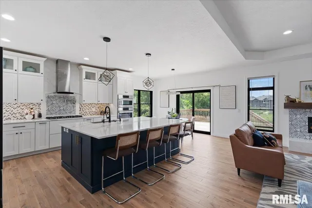 $3,800 | 6817 Timber Court, Bettendorf, IA 52722