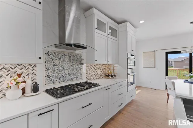 $3,800 | 6817 Timber Court, Bettendorf, IA 52722