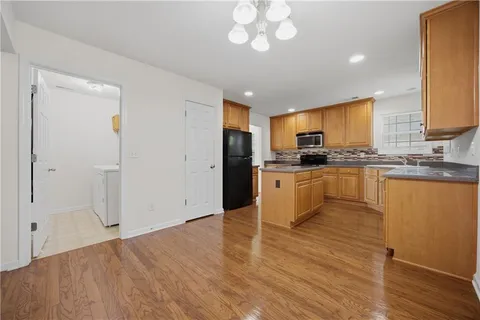 $430,000 | 910 Park Knoll Court Northeast, Lawrenceville, GA 30043