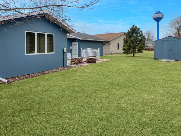 $269,000 | 818 East 2nd Street North, Truman, MN 56088