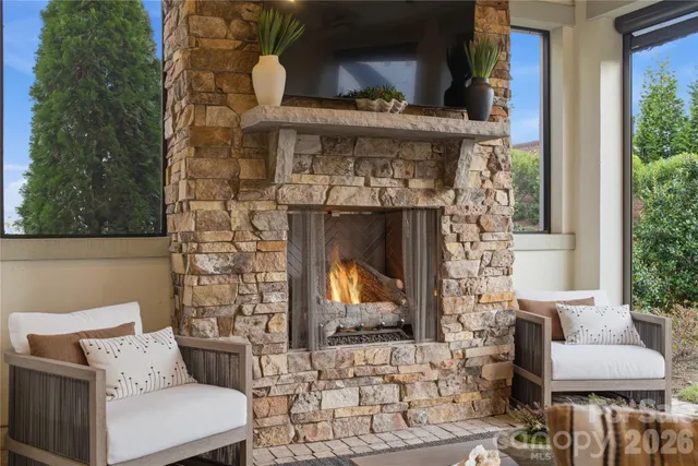 $1,275,000 | 1016 Thatcher Way, Fort Mill, SC 29715