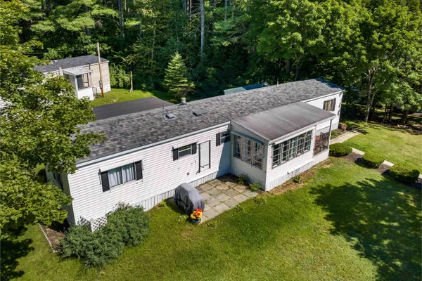 $159,900 | 1 Woodgate Circle, Tilton, NH 03276