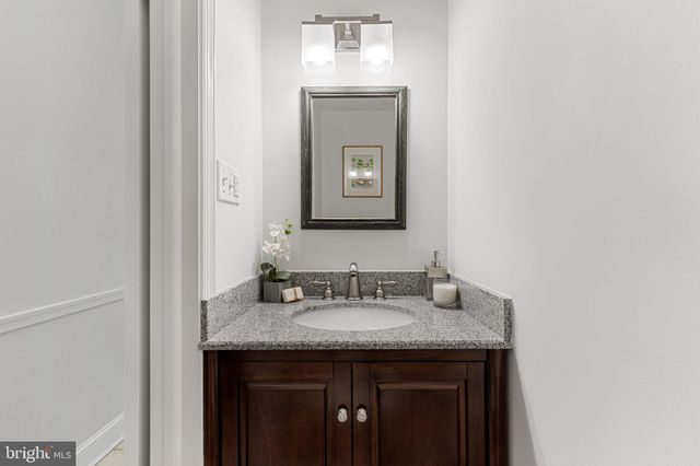 $957,500 | 111 Market Street, Annapolis, MD 21401