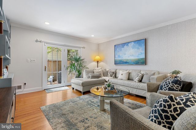 $957,500 | 111 Market Street, Annapolis, MD 21401