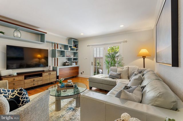 $957,500 | 111 Market Street, Annapolis, MD 21401