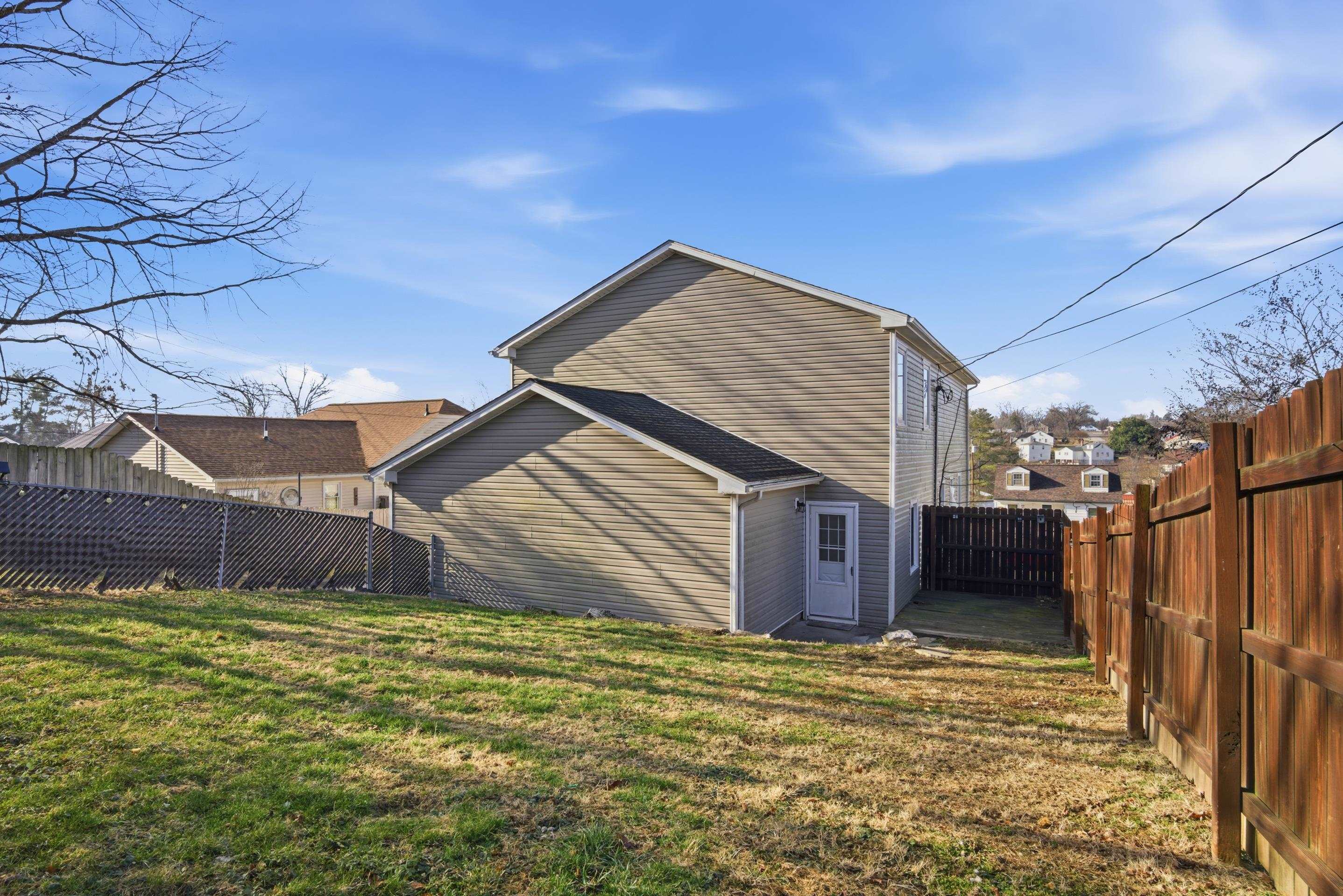 6704 Dudley Ferry Road Radford, VA 24141 - Photo 37 of 38 Gallery Image 37