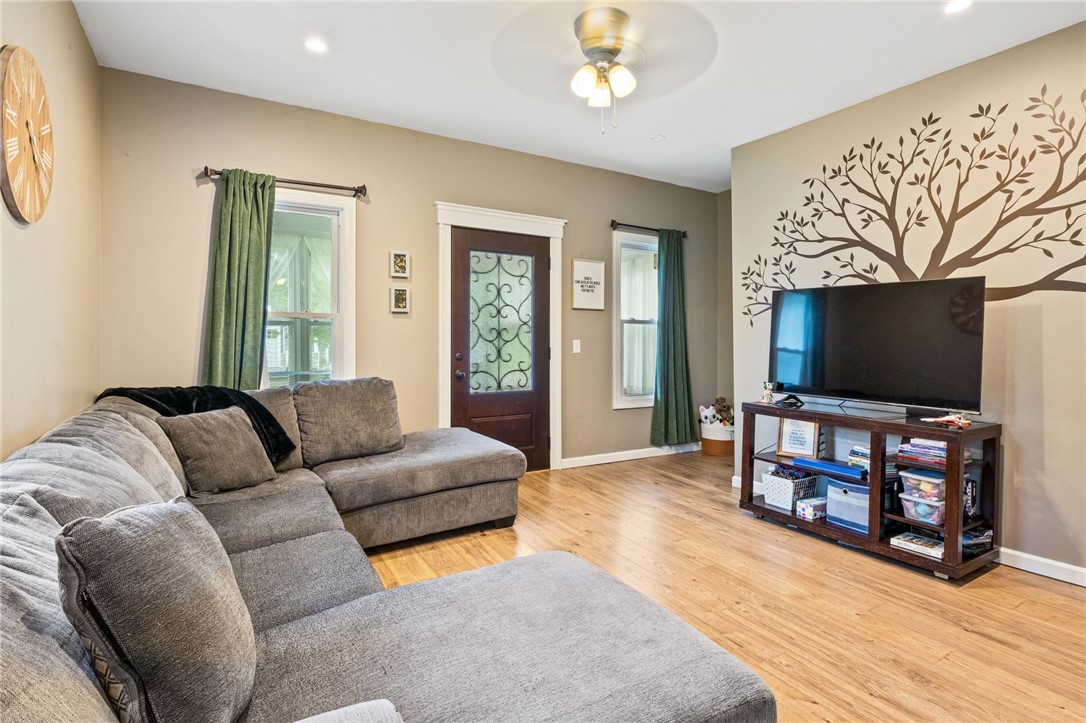 10 Clinton Street Bergen, NY 14416 - Photo 8 of 27