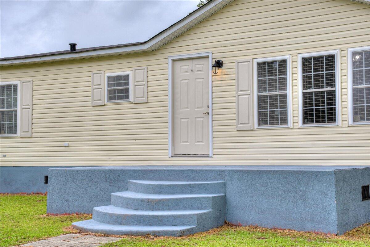 1271 Old Barnwell Road Aiken, SC 29803 - Photo 5 of 30 05-105