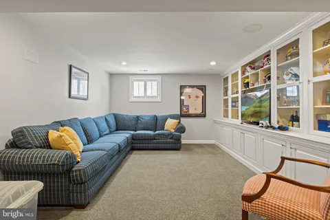 $1,798,000 | 9204 Lindale Drive, Bethesda, MD 20817