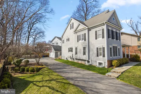 $1,798,000 | 9204 Lindale Drive, Bethesda, MD 20817