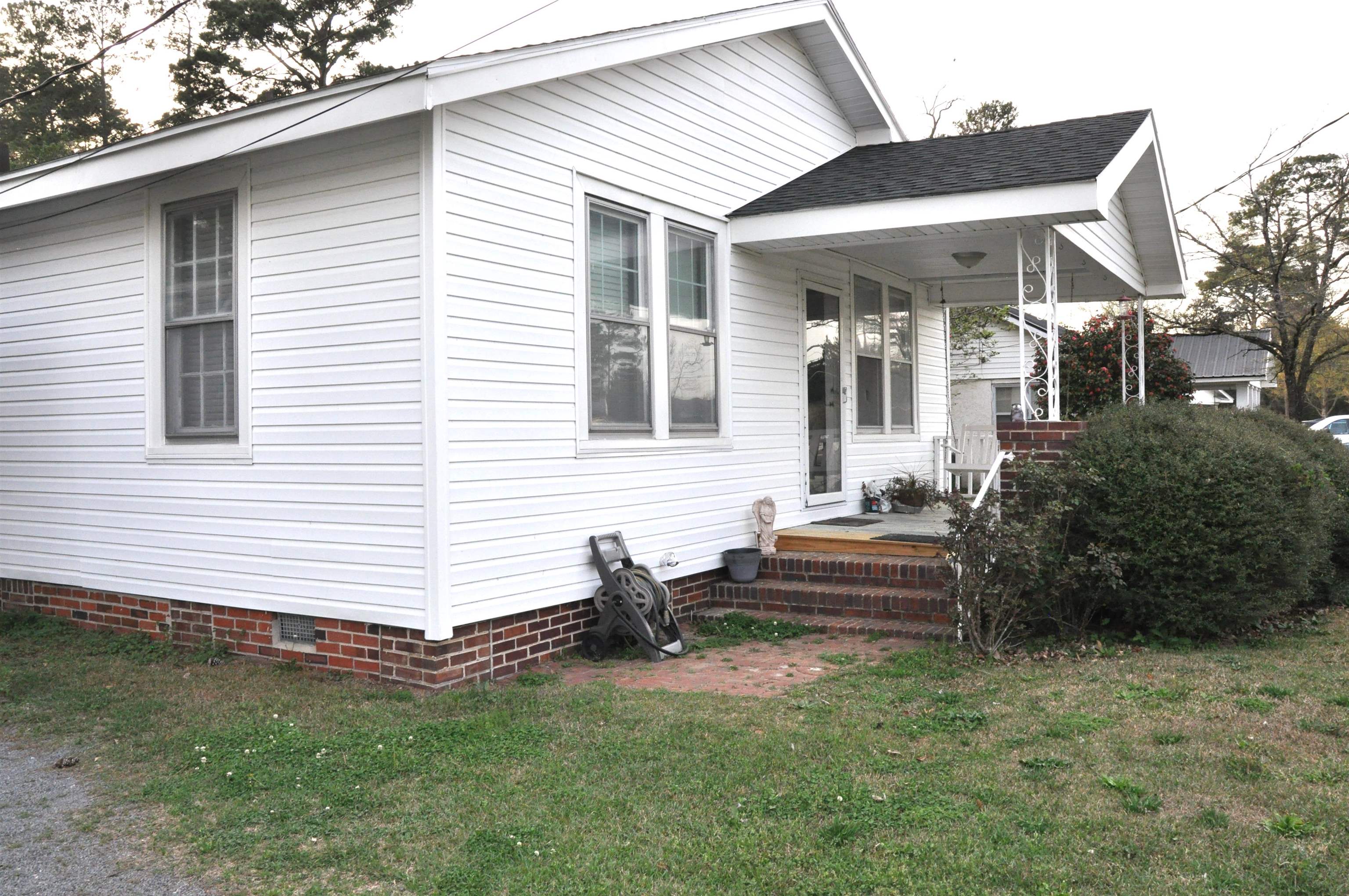 910 Sandy Bluff Road Mullins, SC 29574 - Photo 5 of 44