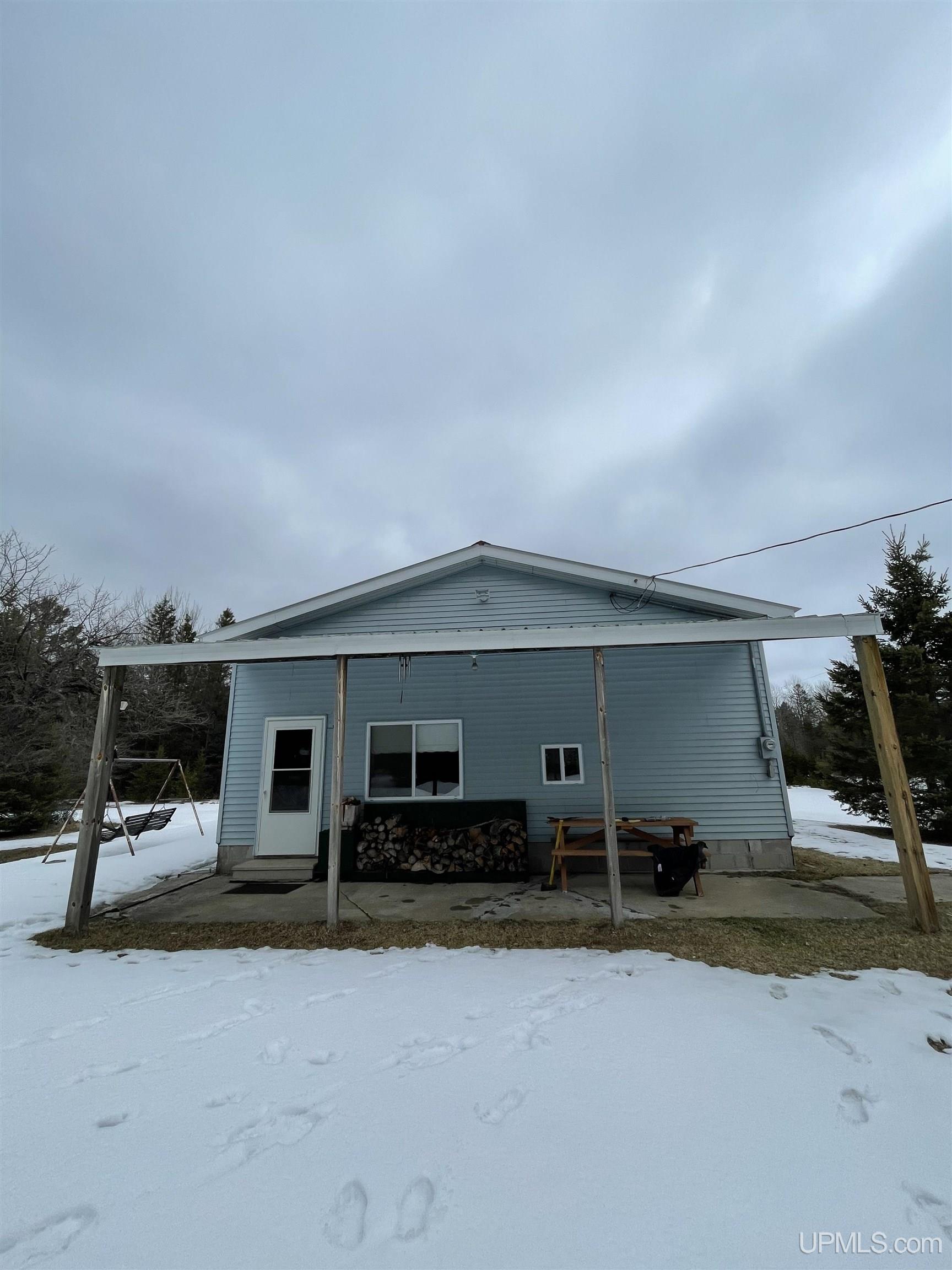 11128 Co Road Rapid River, MI 49878 - Photo 30 of 97
