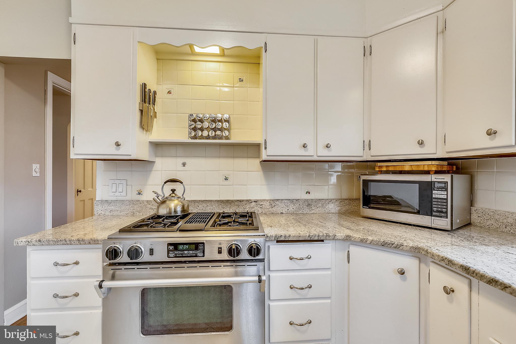 9102 Fairview Road Silver Spring, MD 20910 - Photo 9 of 57 Kitchen