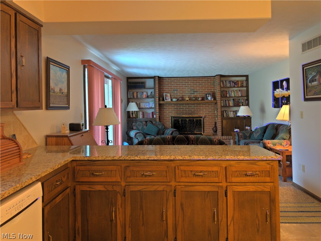 507 Ridgewood Road Medina, OH 44256 - Photo 2 of 25